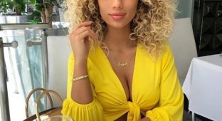 Девушка дня - Jena Frumes