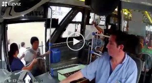 Bus driver fought back against a robber