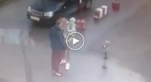 Two children were injured due to a fight between men in Russia