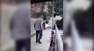 Спроба чоловіка вкрасти велосипед