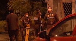 Дочка сховала останки матері у пральній машині (2 фото)