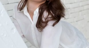 Nikia - Girl of the Day