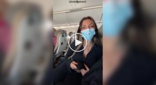 В самолете хорошая соседка