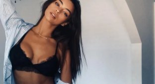 Девушка дня - Deserae Rose