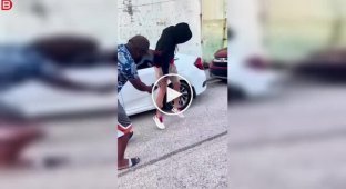 An attempted robbery with a machete ended in gunfire