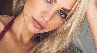 Girl of the Day - Ayant (33 photos)
