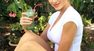 Brittany Oldenhoff - Girl of the Day