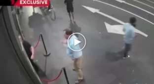 В Австралии пьяный дебошир метнул стул в охранника и вырубил собственного друга