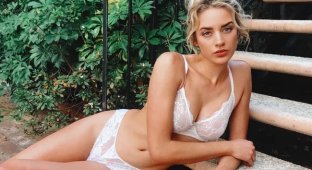 Элли Айерс - Девушка Дня