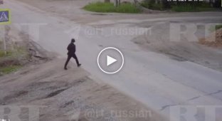 The driver of an Audi A6 killed a 14-year-old boy at a pedestrian crossing in Russia