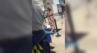 A lady on drugs took off her clothes and made a ruckus at the airport