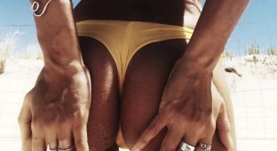 Очаровательные близняшки из Франции Mathile и Pauline