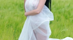 Леона - Девушка Дня