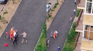 In Russia, a family attacked a man who reprimanded their child (3 photos + 3 videos)