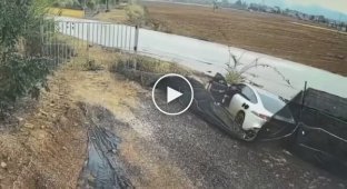 Саме через цю катастрофу Китай заборонив приховані дверні ручки.