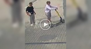 A scooter hit a mother and baby in Russia