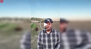Пісня на камеру та несподіване тло