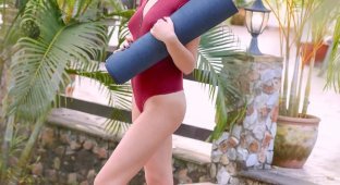 Angelina Moore - Девушка Дня