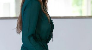 Симпатичная Mila Azul