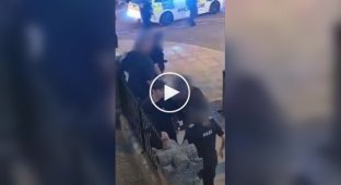 Во время задержания английские полицейские насадили челюсть подростка на пику забора