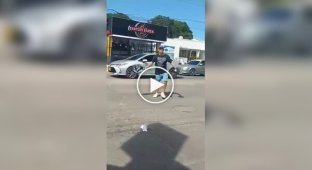 Тенісист вийшов поговорити з народом.