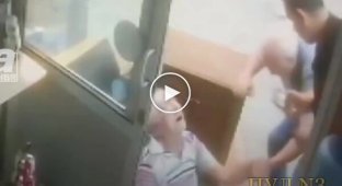 Доля-лиходійка: спроба врятувати таксиста в Туреччині