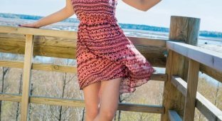 Elena - Girl of the Day