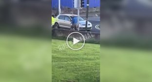 In Dublin, a foreign specialist brandished a pipe and a knife at an opponent