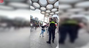 Поліцейський дуже швидко втратив терпіння