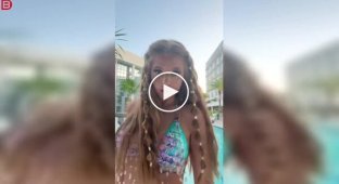 Идеальный кадр не получился: модель неожиданно упала во время позирования