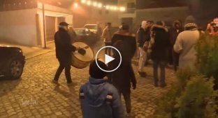 В Португалии детям разрешают курить сигареты во время религиозного праздника
