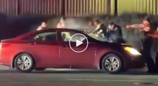 Ігнорування вимог поліції закінчилося перестрілкою