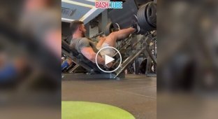 У Бразилії бодібілдер отримав важку травму на тренуванні