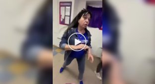 Women get into a fight over a place in line