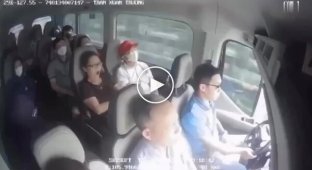 Автобус с пассажирами попал в ДТП