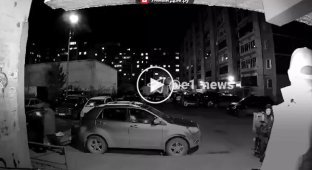 In Russia, a man armed with a pistol attacked a courier