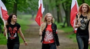 Симпатичные футбольные болельщицы из Польши