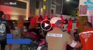 Тайцы напали на британца, сбившего женщину в Паттайе