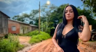 Sex for gold: how women live in illegal Amazon mines (4 photos)