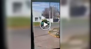 Argument outside kindergarten escalates into a street fight