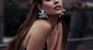 Clara Alonso - Girl of the Day