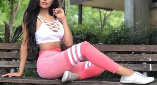 Марона Таннер - Девушка Дня