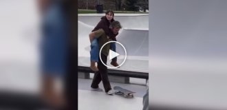 У США хлопець залишився без зубів, намагаючись ефектно покататися на скейте з дівчиною