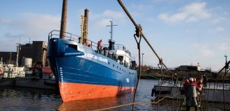 Seamen Killed and Injured Aboard Trawler "Captain Lobanov" near Kaliningrad (4 Photos)