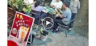 In Vietnam, a neighbor dropped a washing machine on a woman from the 4th floor