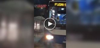 У Мілані пасажир справив потребу прямо в салоні автобуса