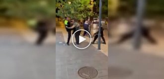 Talks fail: police crack down hard on migrants in Barcelona