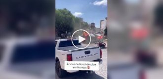 Workers were injured by an overturned truck crane