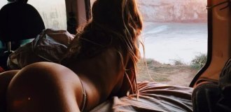 Appetizing butts of beautiful girls