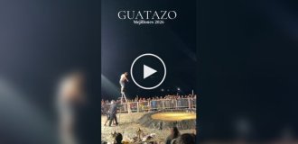 Невдалий стрибок у грязьовий басейн